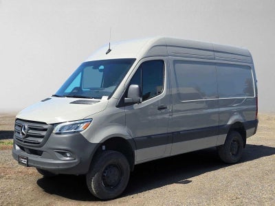 2026 Mercedes-Benz Sprinter 2500 Standard Roof I4 Diesel HO 144 AWD