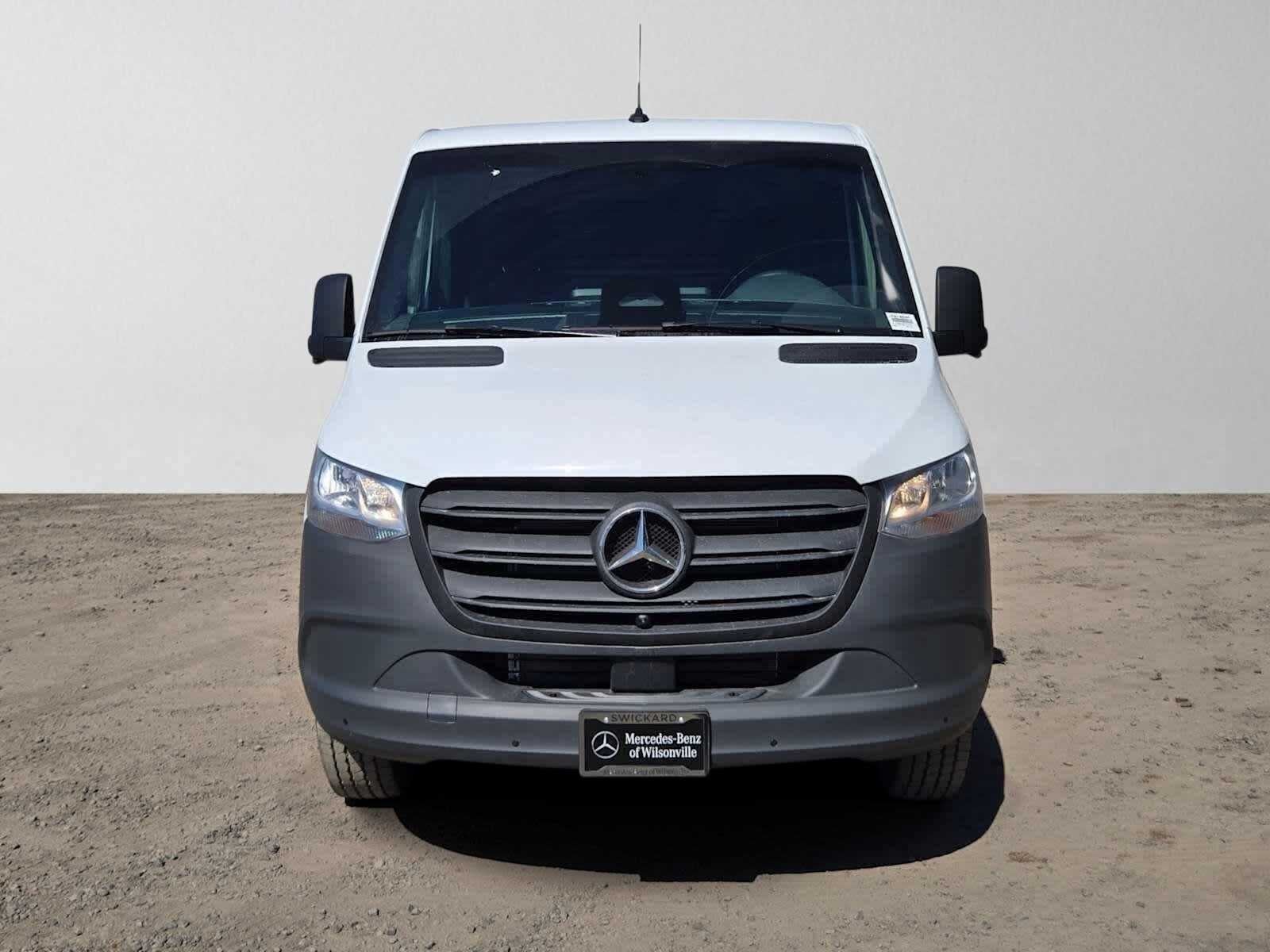 2026 Mercedes-Benz Sprinter 2500 Standard Roof I4 Diesel 144 RWD