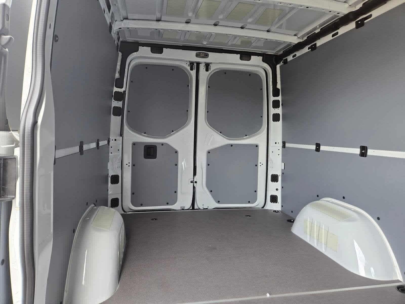 2026 Mercedes-Benz Sprinter 2500 Standard Roof I4 Diesel 144 RWD