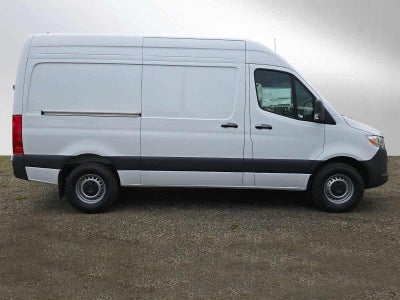 2025 Mercedes-Benz Sprinter Cargo Van 2500 Standard Roof I4 Diesel 144" RWD