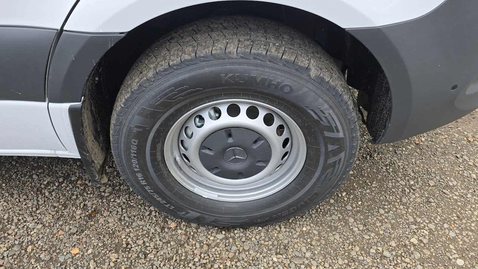 2025 Mercedes-Benz Sprinter Cargo Van 2500 Standard Roof I4 Diesel 144" RWD