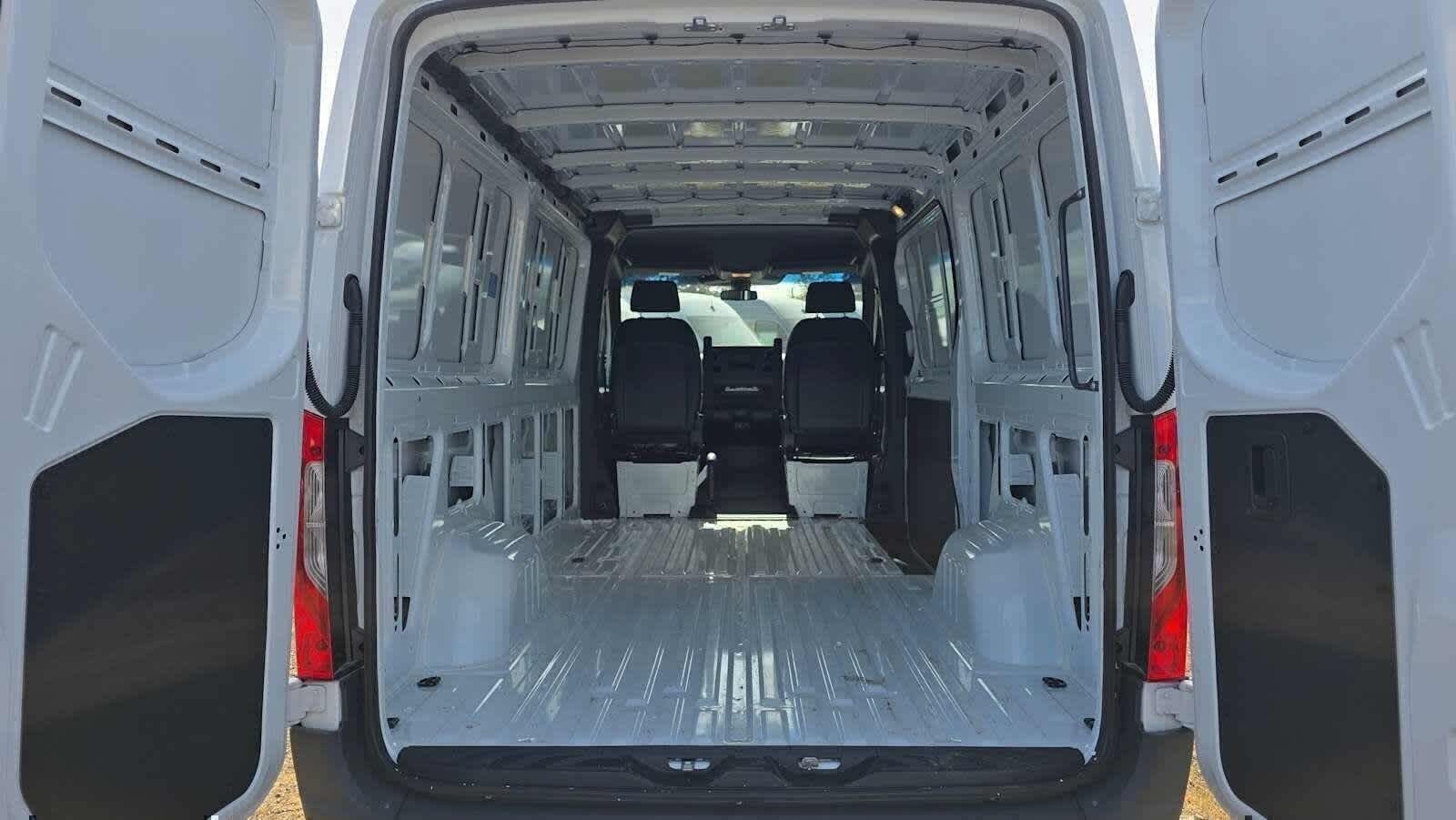 2025 Mercedes-Benz Sprinter Cargo Van 2500 Standard Roof I4 Diesel 144 RWD