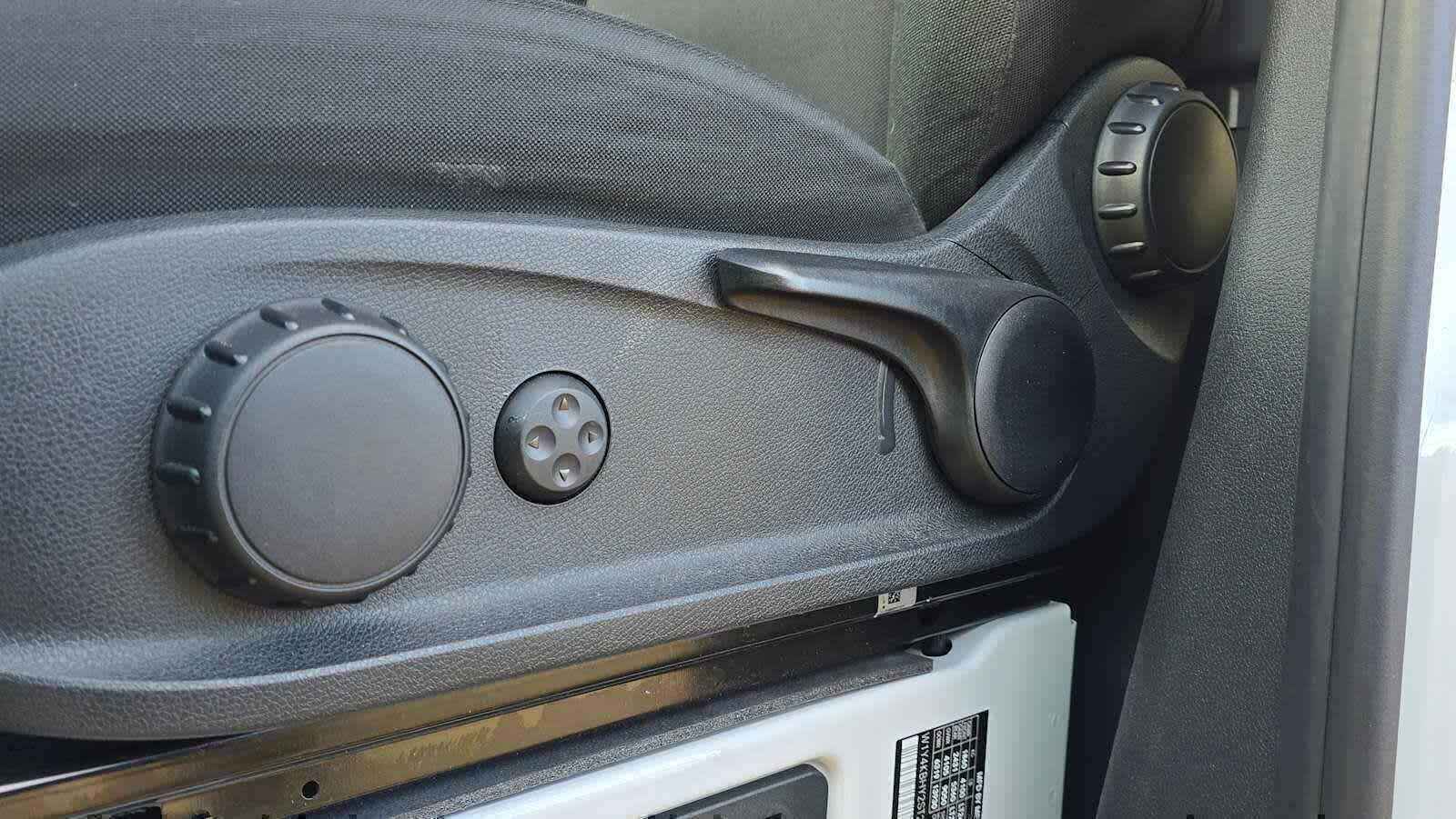 2025 Mercedes-Benz Sprinter Cargo Van 2500 Standard Roof I4 Diesel 144 RWD