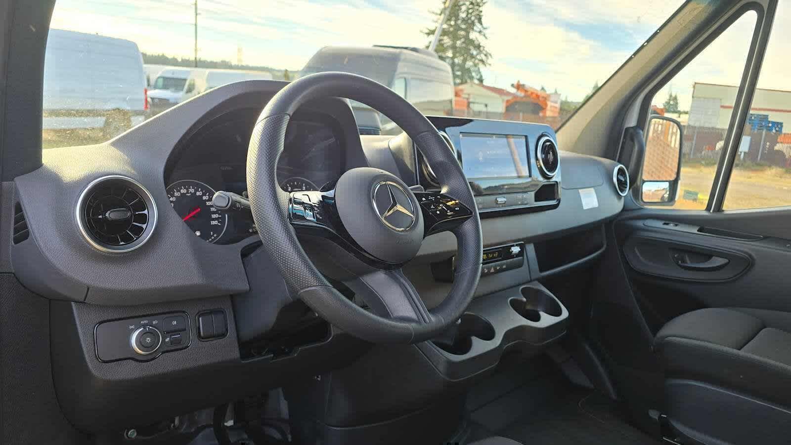 2025 Mercedes-Benz Sprinter Cargo Van 2500 Standard Roof I4 Diesel 144 RWD