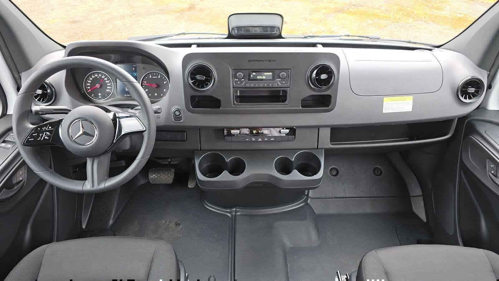 2025 Mercedes-Benz Sprinter Cargo Van 2500 Standard Roof I4 Diesel 144 RWD