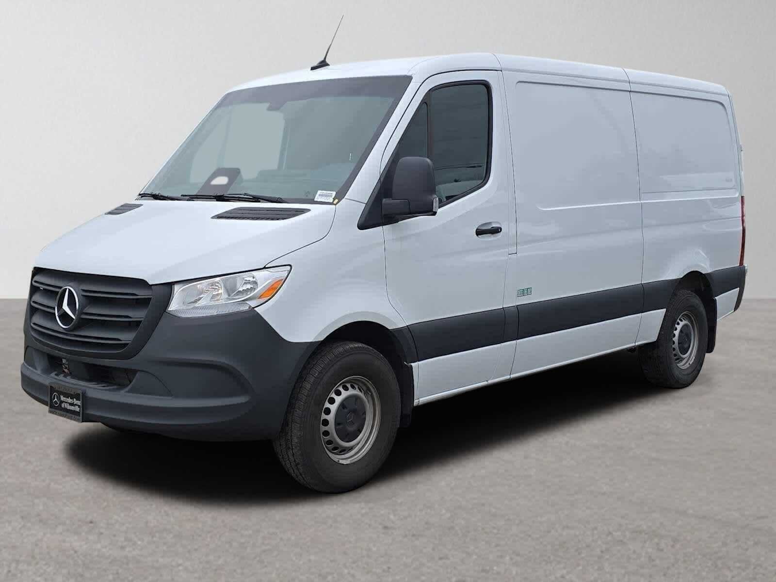 2025 Mercedes-Benz Sprinter Cargo Van 2500 Standard Roof I4 Diesel 144 RWD