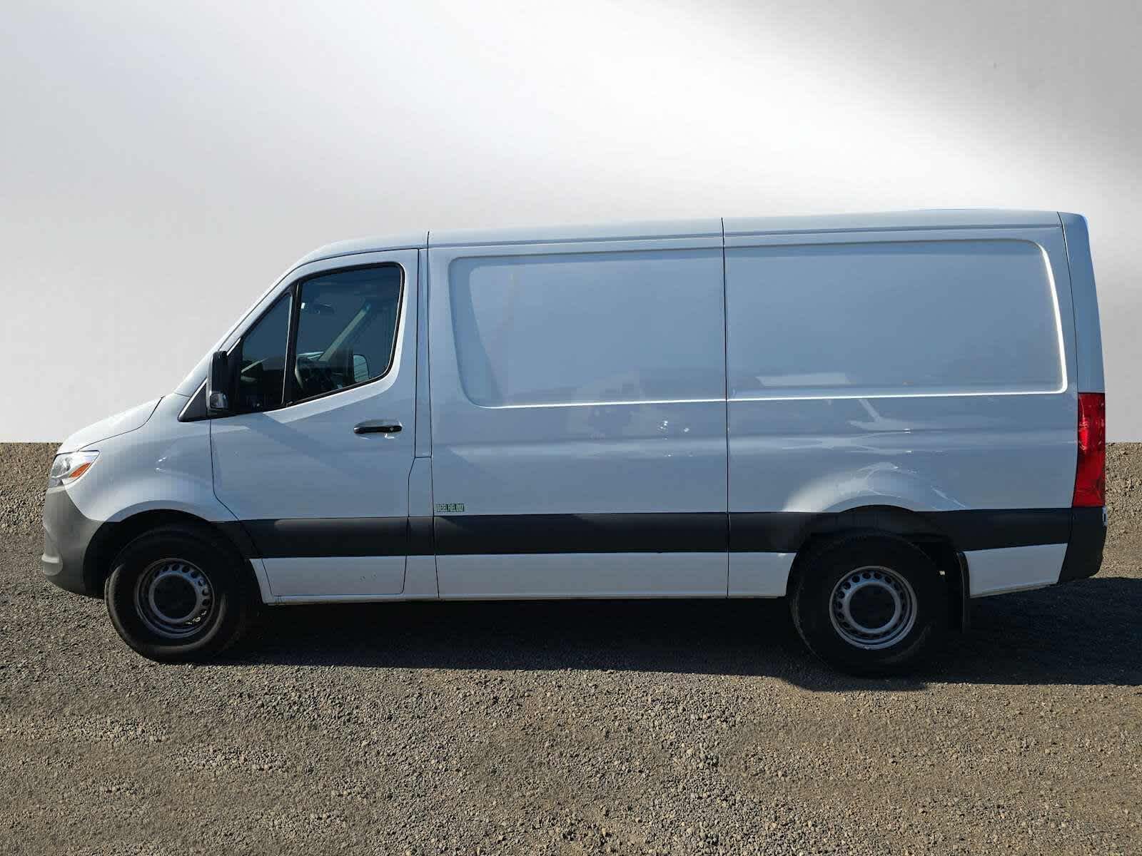 2025 Mercedes-Benz Sprinter Cargo Van 2500 Standard Roof I4 Diesel 144 RWD