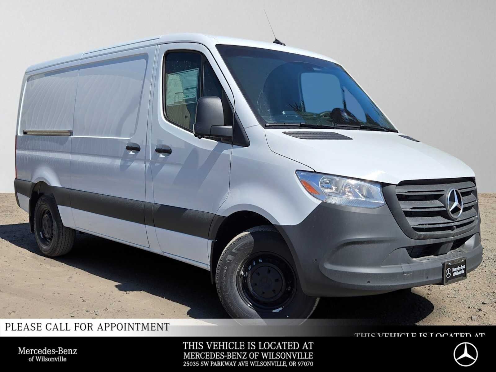 2026 Mercedes-Benz Sprinter 2500 Standard Roof I4 Diesel 144 RWD