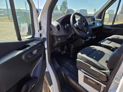 2026 Mercedes-Benz Sprinter 2500 Standard Roof I4 Diesel 144 RWD