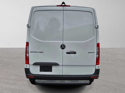 2026 Mercedes-Benz Sprinter 2500 Standard Roof I4 Diesel 144 RWD