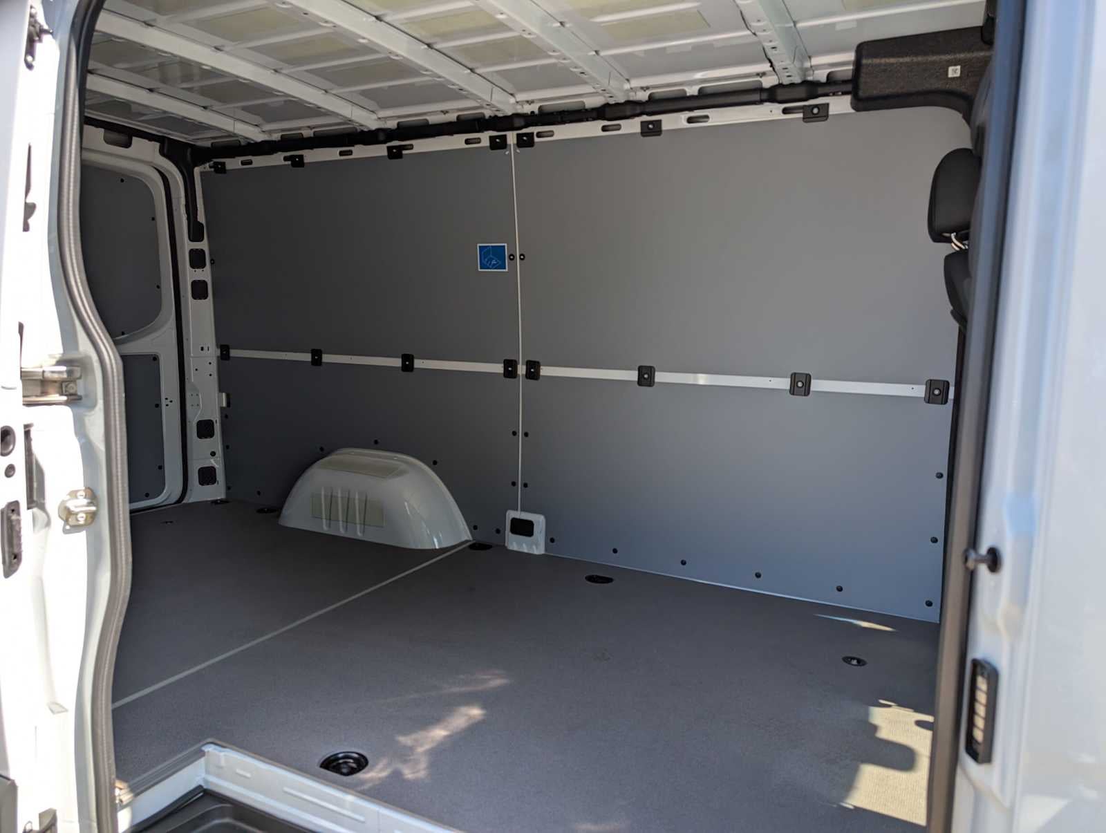 2026 Mercedes-Benz Sprinter 2500 Standard Roof I4 Diesel 144 RWD
