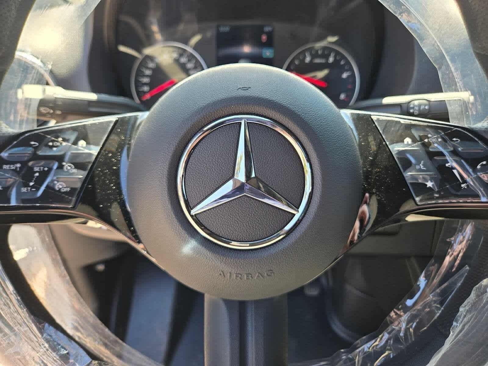 2026 Mercedes-Benz Sprinter 2500 Standard Roof I4 Diesel 144 RWD