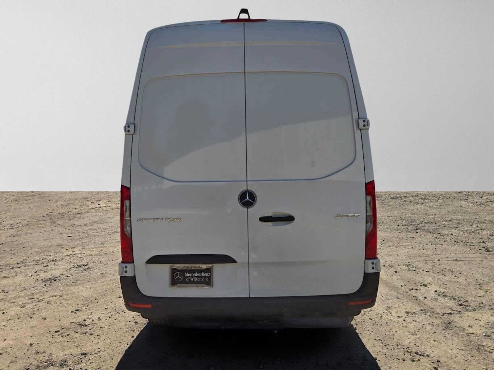 2026 Mercedes-Benz Sprinter 2500 Standard Roof I4 Diesel 144 RWD