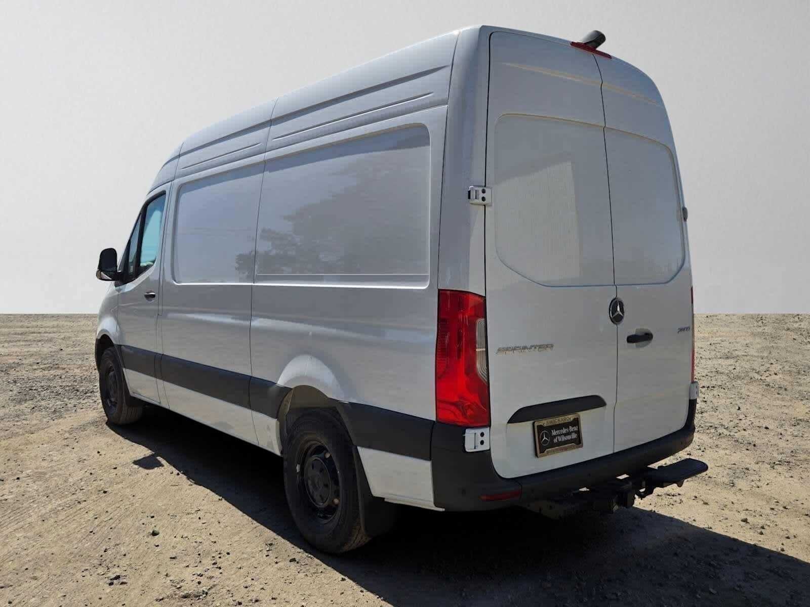 2026 Mercedes-Benz Sprinter 2500 Standard Roof I4 Diesel 144 RWD