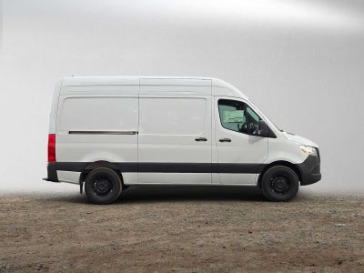 2026 Mercedes-Benz Sprinter Cargo 2500 Standard Roof I4 Diesel 144 RWD