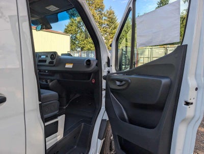 2025 Mercedes-Benz Sprinter Cargo Van 2500 Standard Roof I4 Diesel 144 RWD