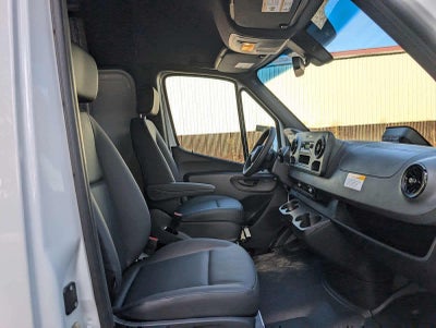 2025 Mercedes-Benz Sprinter Cargo Van 2500 Standard Roof I4 Diesel 144 RWD