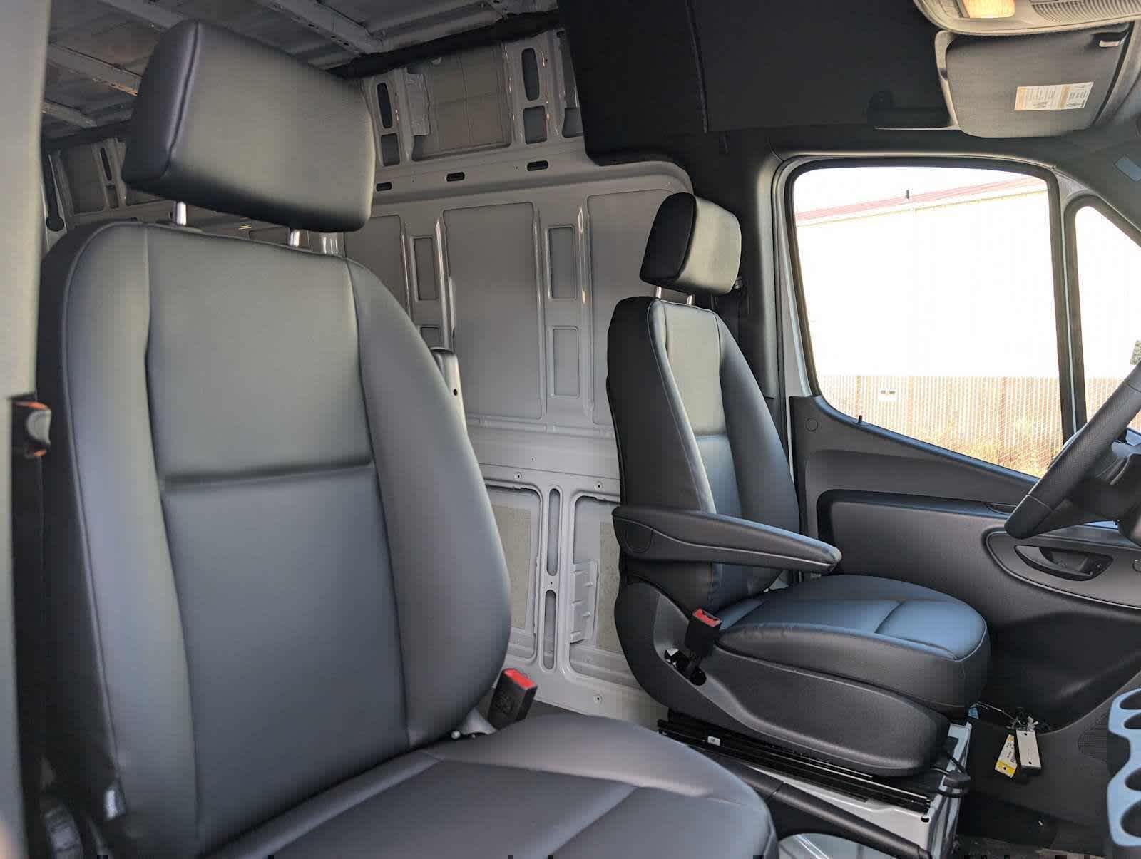 2025 Mercedes-Benz Sprinter Cargo Van 2500 Standard Roof I4 Diesel 144 RWD