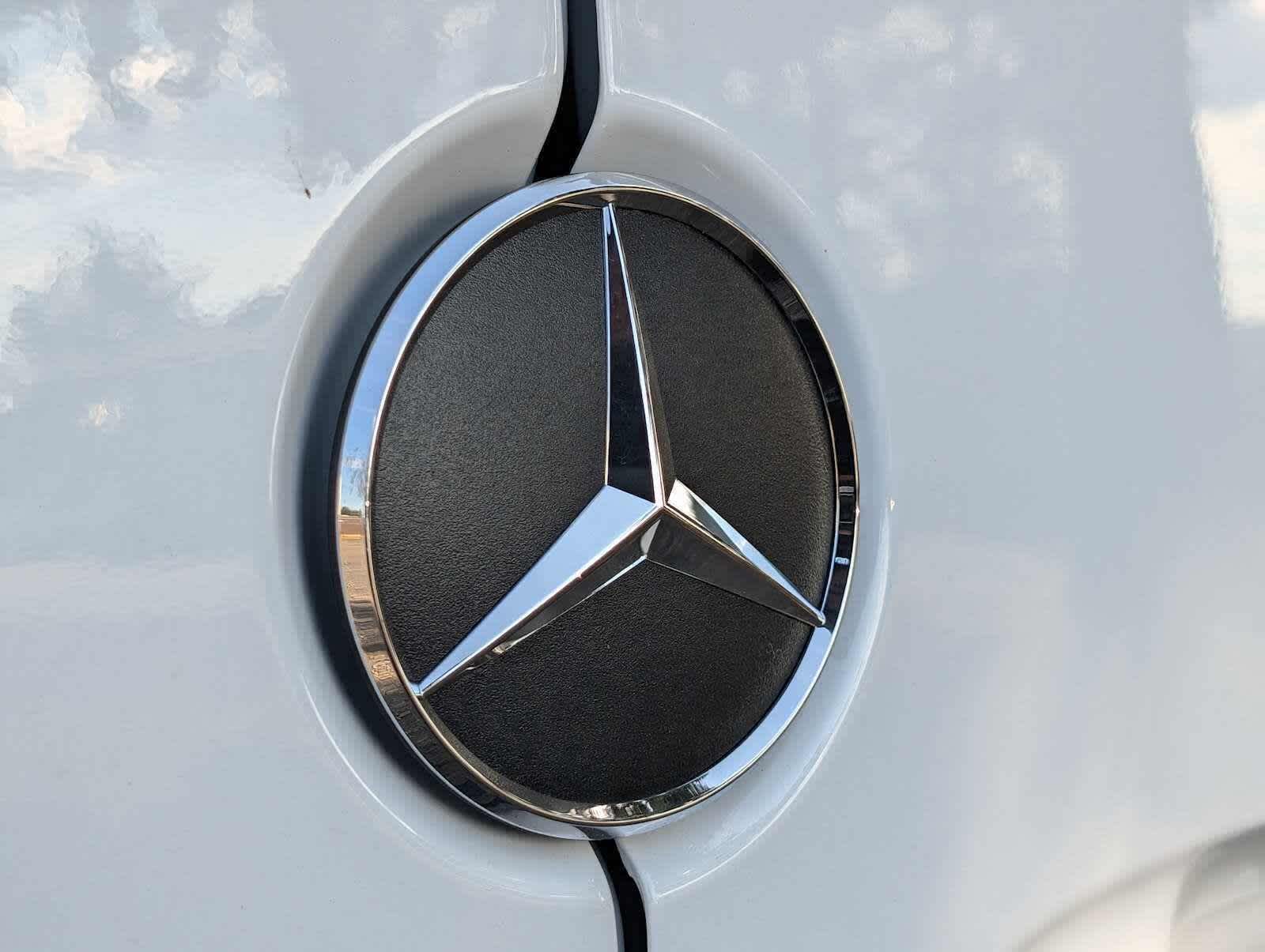 2025 Mercedes-Benz Sprinter Cargo Van 2500 Standard Roof I4 Diesel 144 RWD