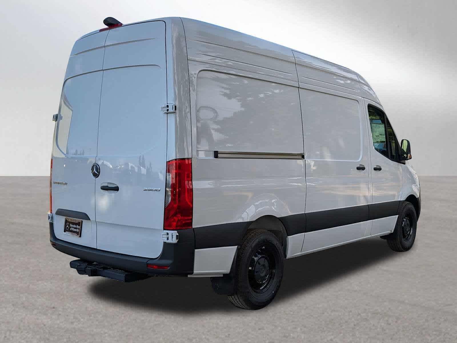 2025 Mercedes-Benz Sprinter Cargo Van 2500 Standard Roof I4 Diesel 144 RWD
