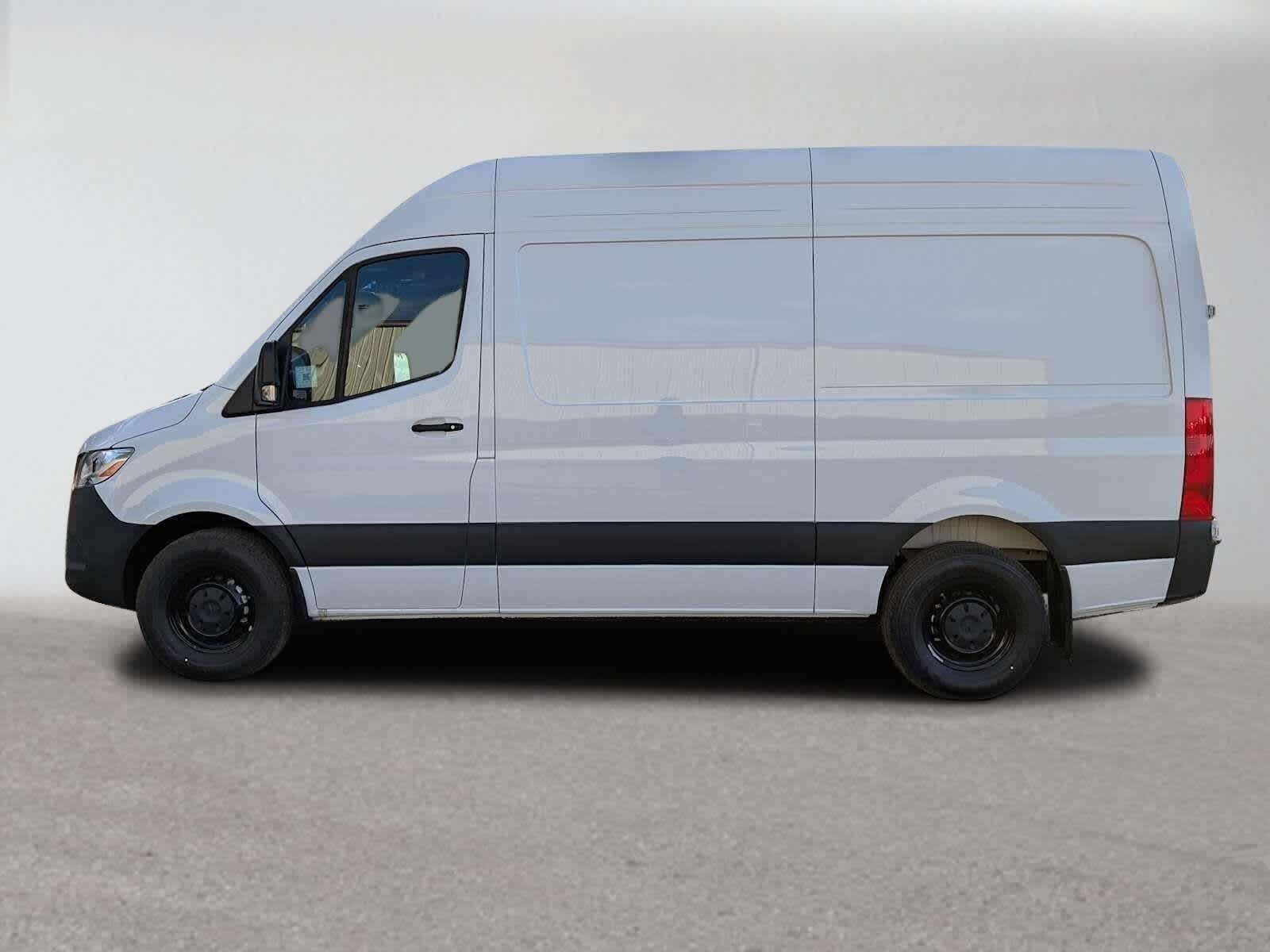 2025 Mercedes-Benz Sprinter Cargo Van 2500 Standard Roof I4 Diesel 144 RWD