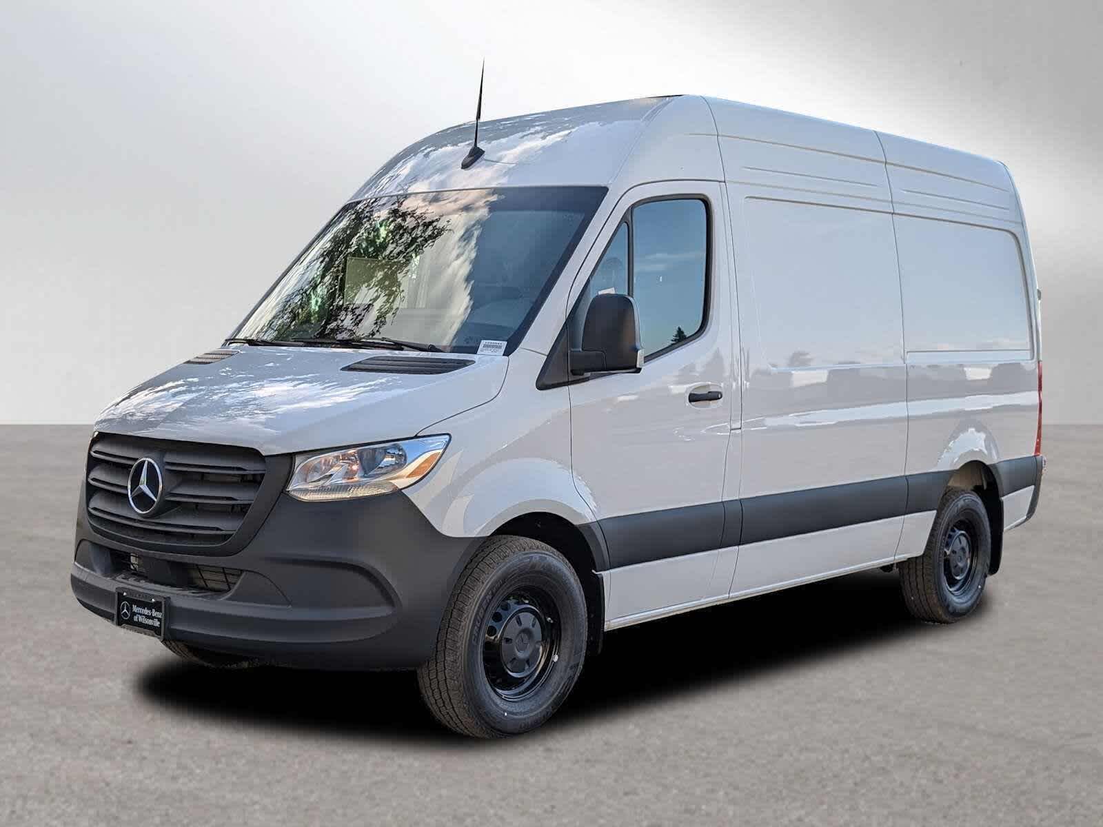 2025 Mercedes-Benz Sprinter Cargo Van 2500 Standard Roof I4 Diesel 144 RWD