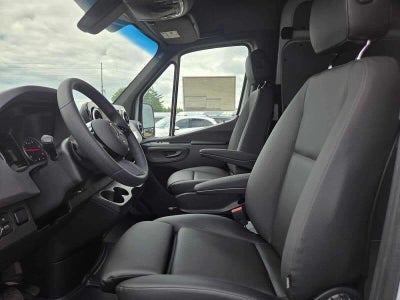 2026 Mercedes-Benz Sprinter 2500 Standard Roof I4 Diesel 144 RWD