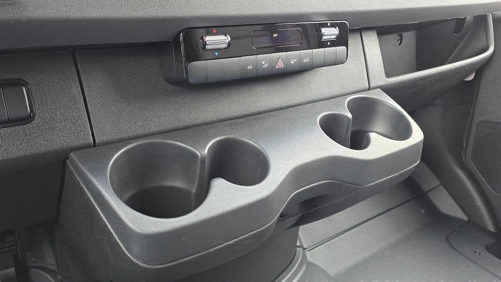 2025 Mercedes-Benz Sprinter 2500 Standard Roof I4 Diesel 144" RWD