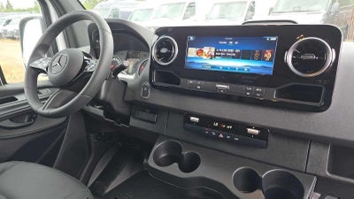 2026 Mercedes-Benz Sprinter 2500 Standard Roof I4 Diesel 144 RWD