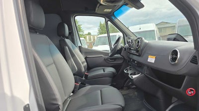 2026 Mercedes-Benz Sprinter 2500 Standard Roof I4 Diesel 144 RWD