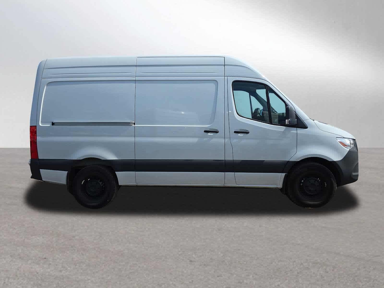 2025 Mercedes-Benz Sprinter Cargo Van 2500 Standard Roof I4 Diesel 144 RWD