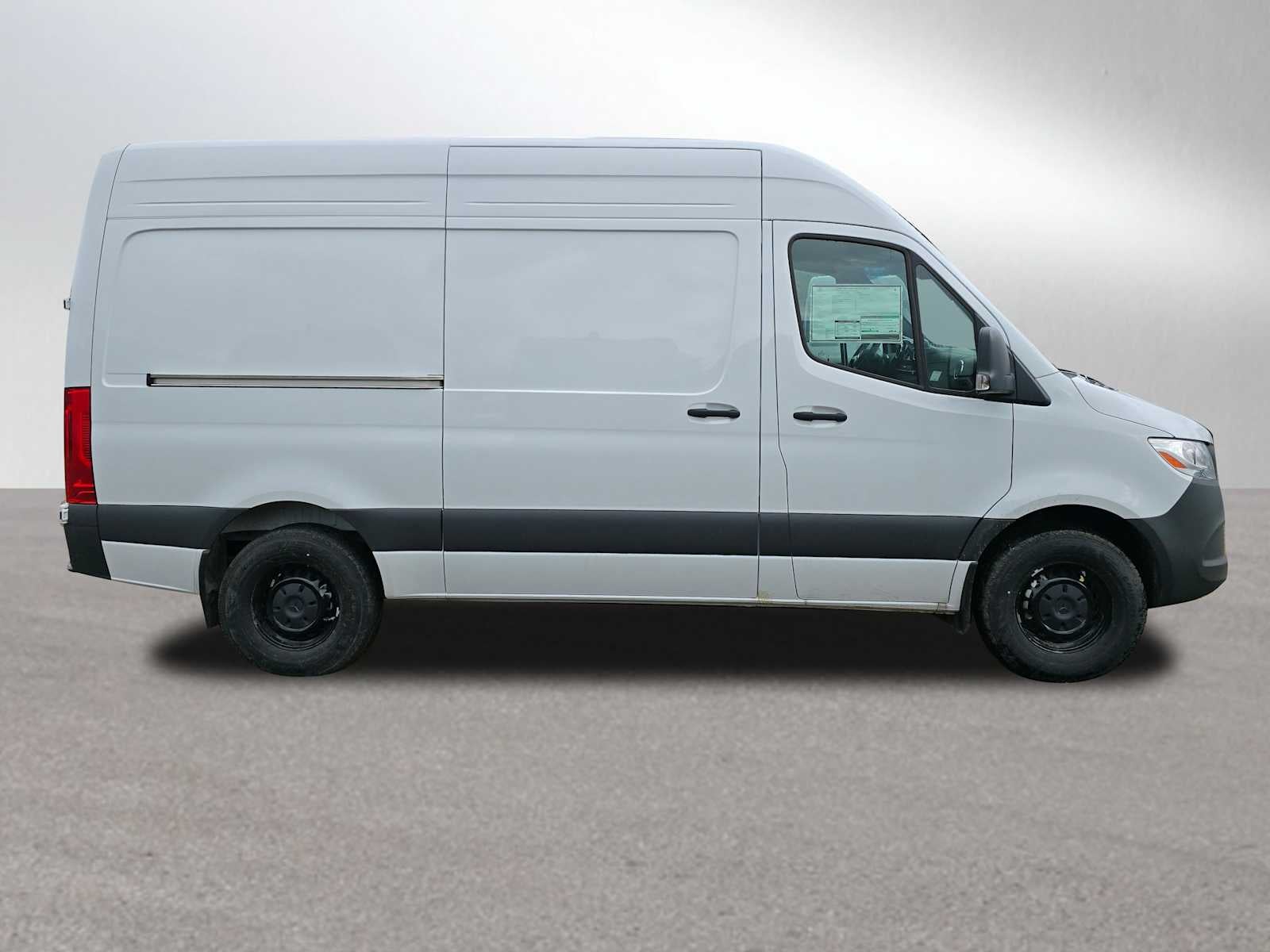 2025 Mercedes-Benz Sprinter Cargo Van 2500 Standard Roof I4 Diesel 144" RWD