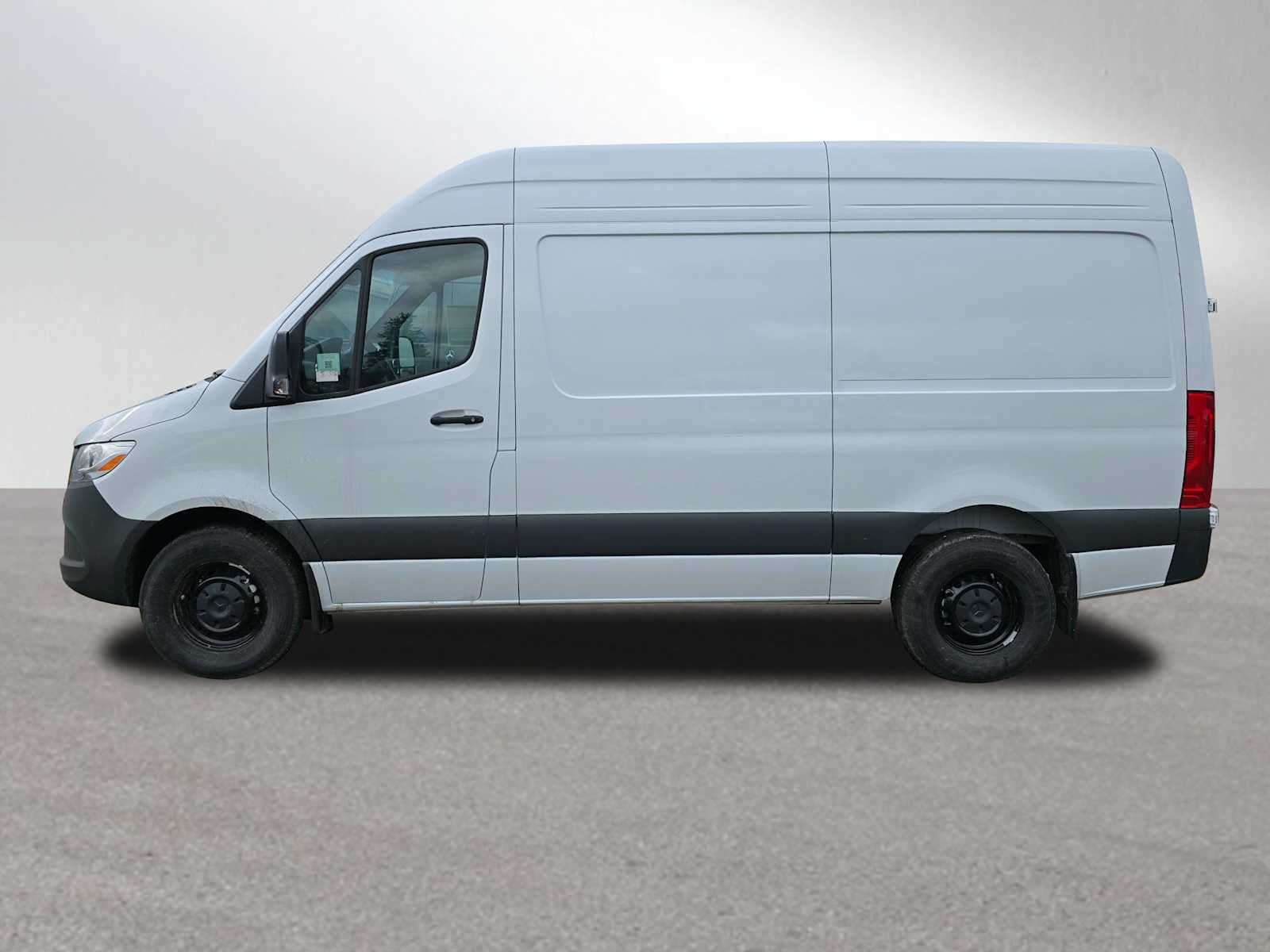 2025 Mercedes-Benz Sprinter Cargo Van 2500 Standard Roof I4 Diesel 144" RWD