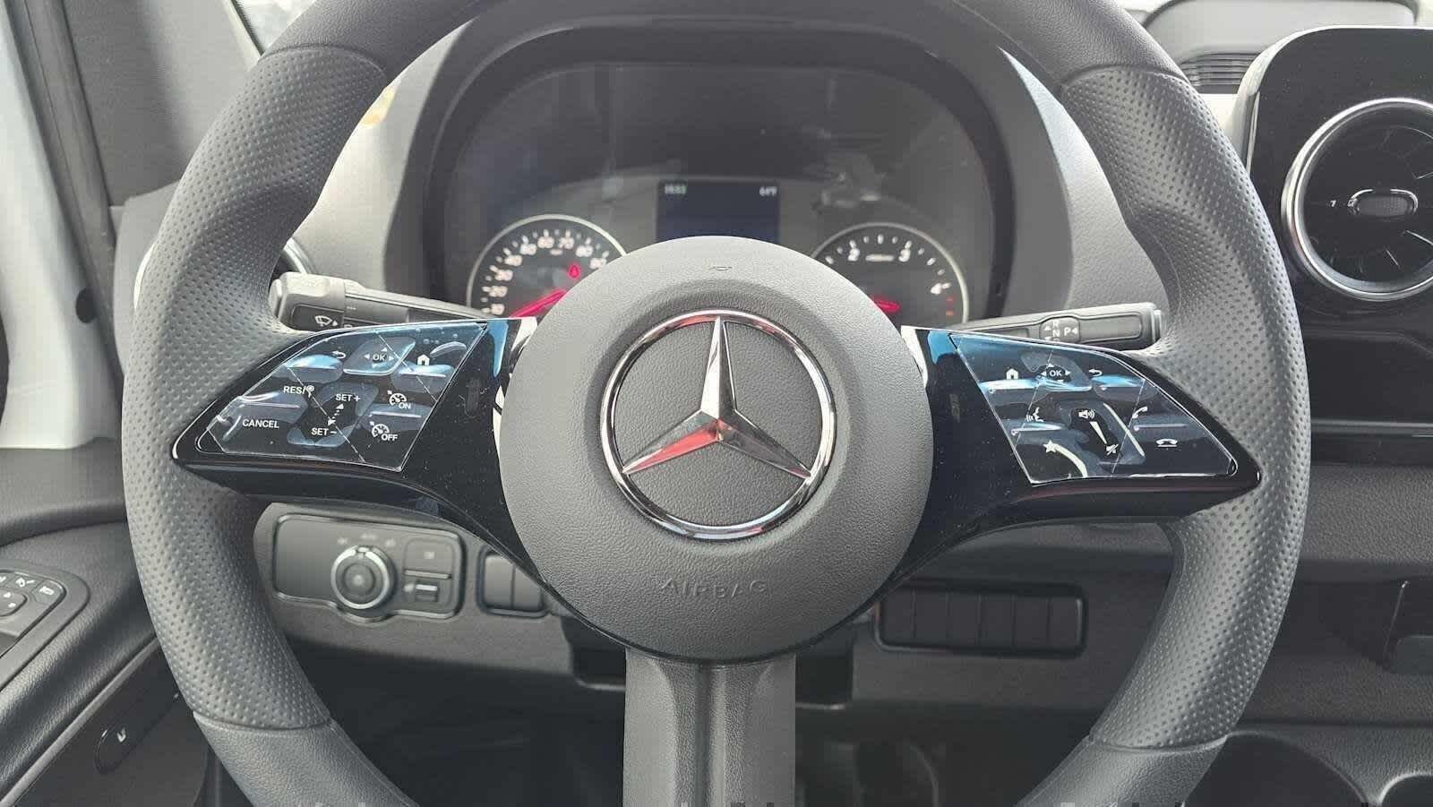 2026 Mercedes-Benz Sprinter 2500 Standard Roof I4 Diesel 144 RWD