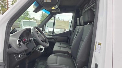 2026 Mercedes-Benz Sprinter 2500 Standard Roof I4 Diesel 144 RWD