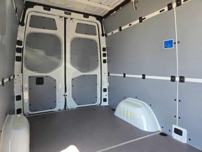 2026 Mercedes-Benz Sprinter 2500 Standard Roof I4 Diesel 144 RWD