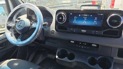 2026 Mercedes-Benz Sprinter 2500 Standard Roof I4 Diesel 144 RWD