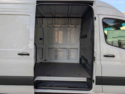 2025 Mercedes-Benz Sprinter Cargo Van 2500 Standard Roof I4 Diesel 144 RWD