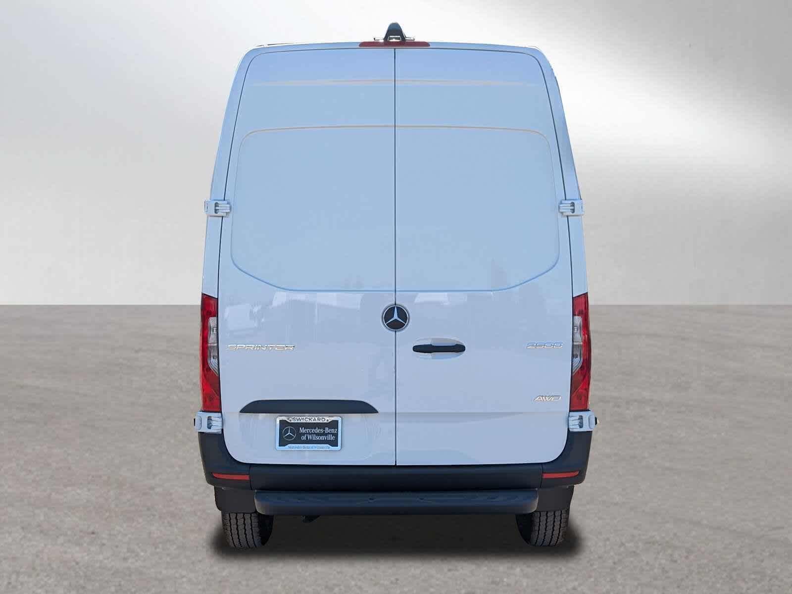 2025 Mercedes-Benz Sprinter Cargo Van 2500 Standard Roof I4 Diesel 144 RWD
