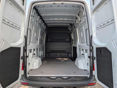 2025 Mercedes-Benz Sprinter Cargo Van 2500 Standard Roof I4 Diesel 144 RWD