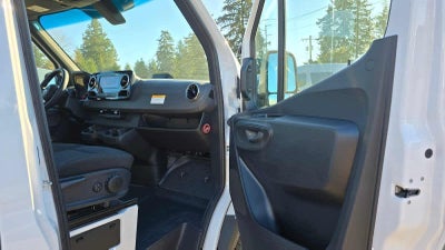 2025 Mercedes-Benz Sprinter Cargo Van 2500 Standard Roof I4 Diesel 144 RWD
