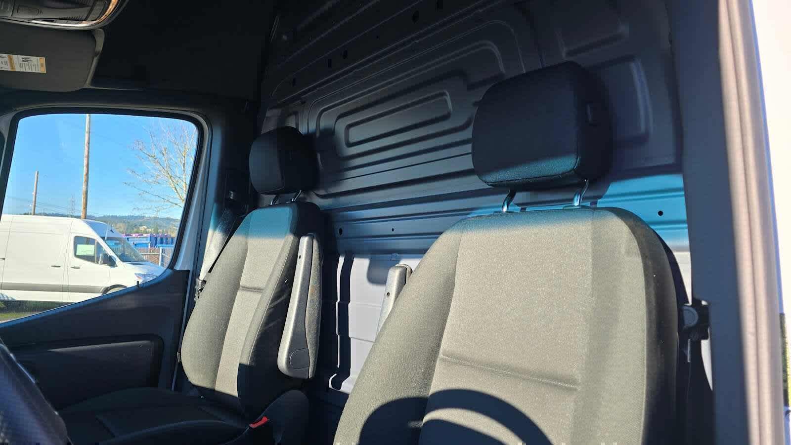 2025 Mercedes-Benz Sprinter Cargo Van 2500 Standard Roof I4 Diesel 144 RWD