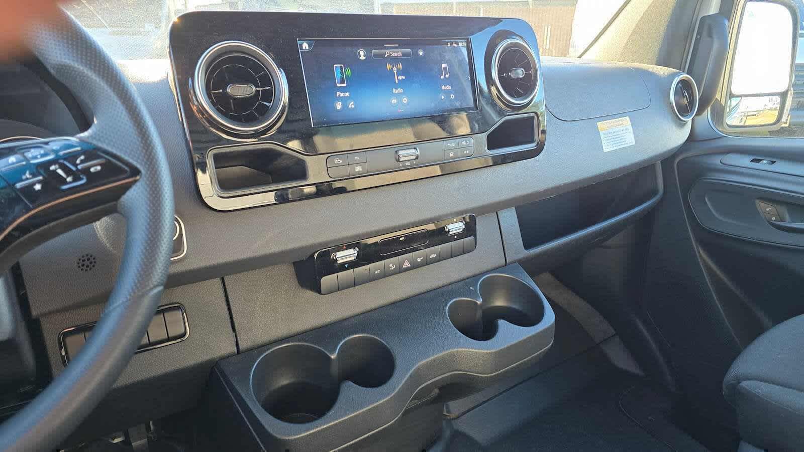 2025 Mercedes-Benz Sprinter Cargo Van 2500 Standard Roof I4 Diesel 144 RWD