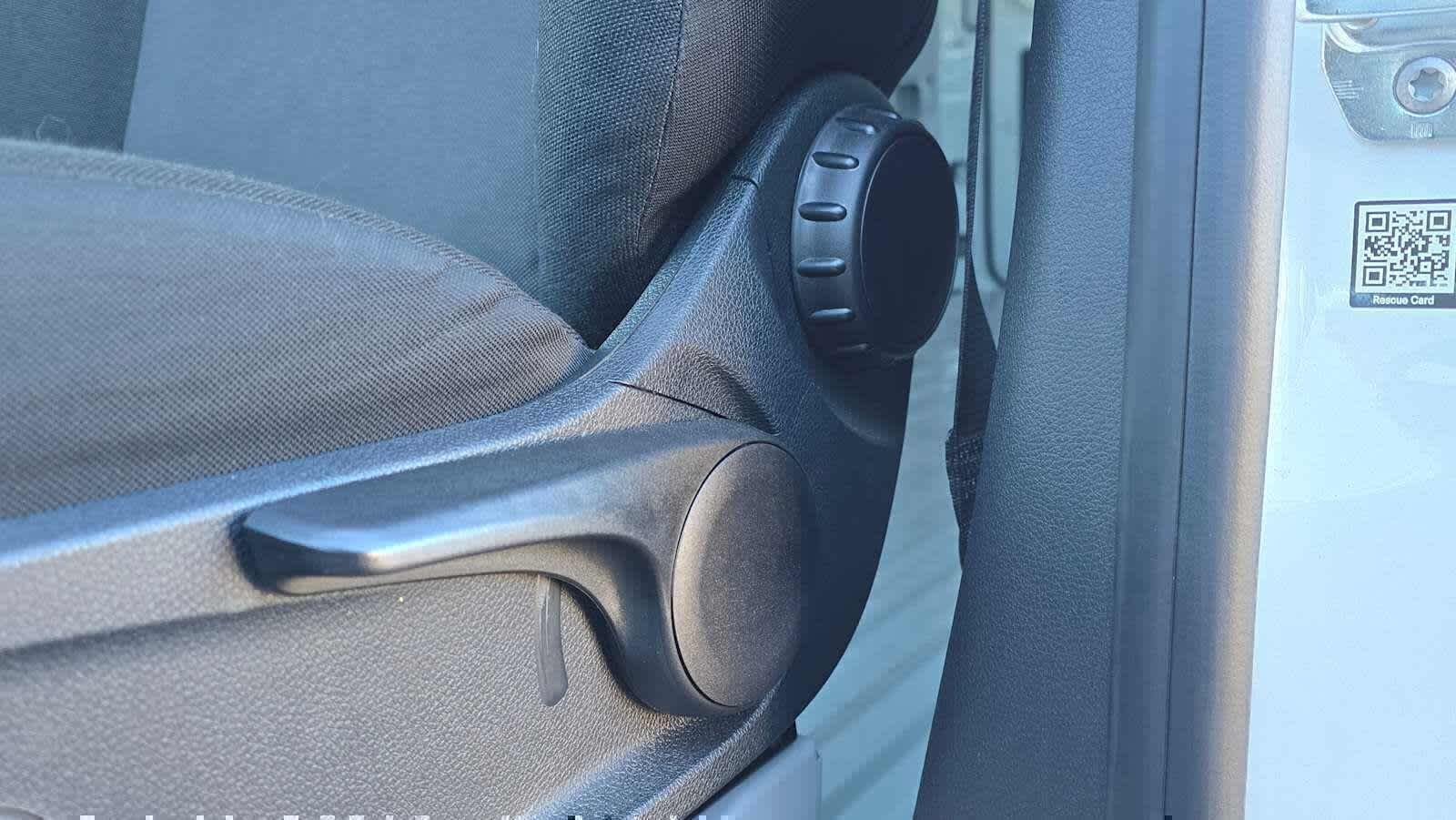 2025 Mercedes-Benz Sprinter Cargo Van 2500 Standard Roof I4 Diesel 144" RWD
