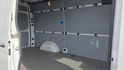 2026 Mercedes-Benz Sprinter 2500 Standard Roof I4 Diesel 144 RWD