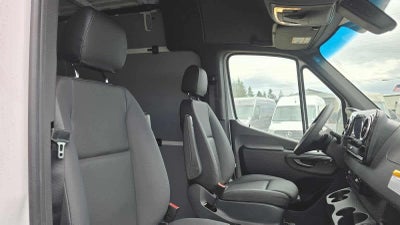 2026 Mercedes-Benz Sprinter 2500 Standard Roof I4 Diesel 144 RWD