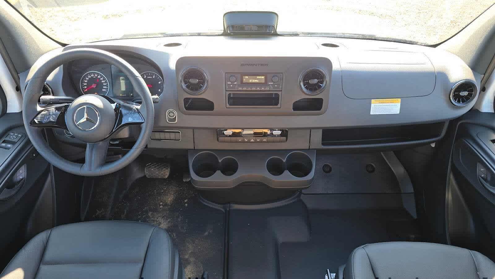 2025 Mercedes-Benz Sprinter Cargo Van 2500 Standard Roof I4 Diesel 144" RWD