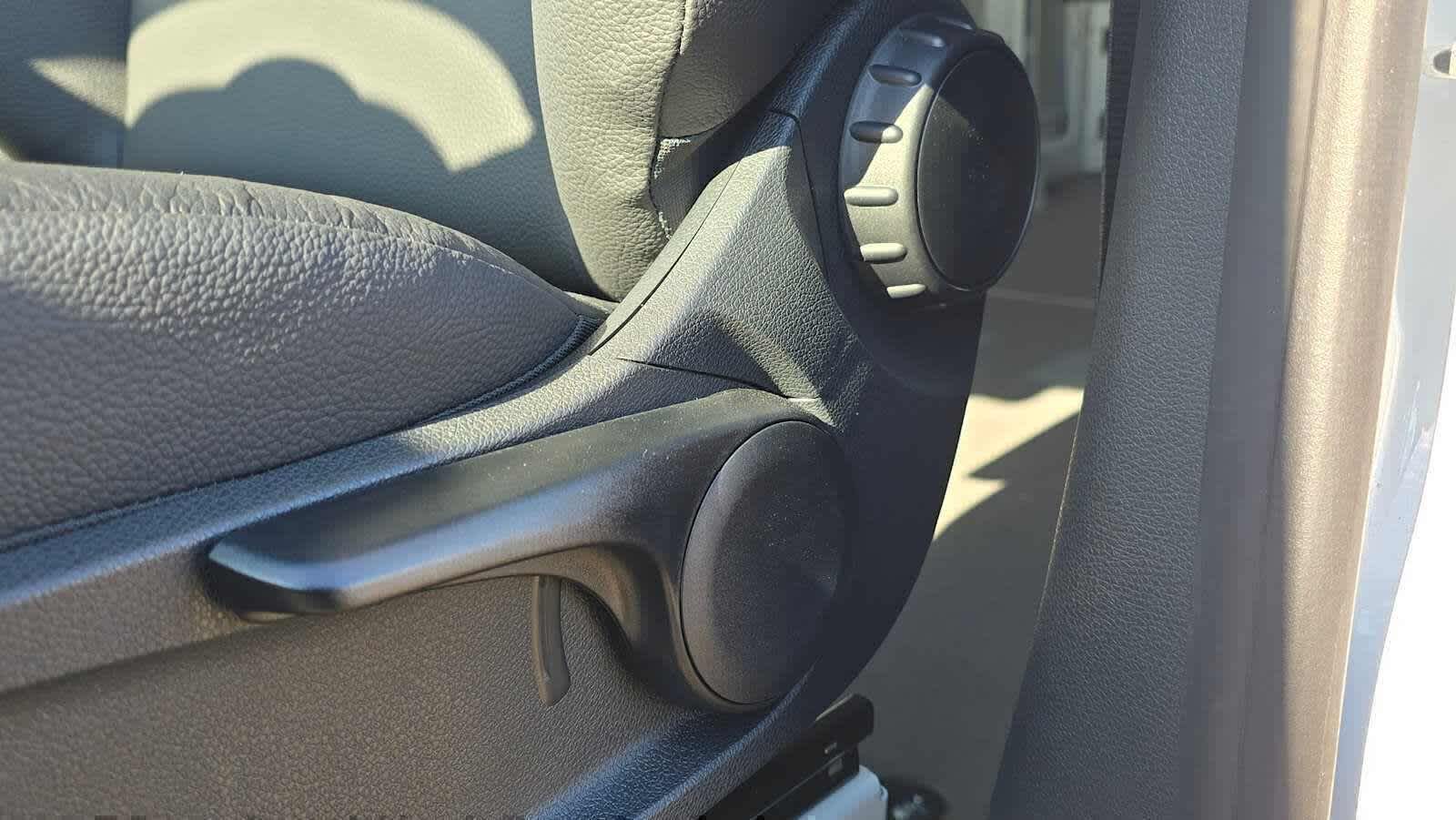 2025 Mercedes-Benz Sprinter Cargo Van 2500 Standard Roof I4 Diesel 144" RWD