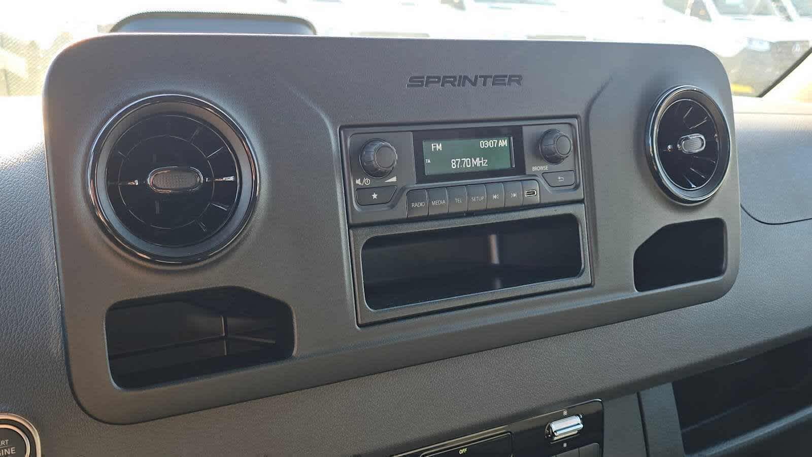 2025 Mercedes-Benz Sprinter Cargo Van 2500 Standard Roof I4 Diesel 144" RWD