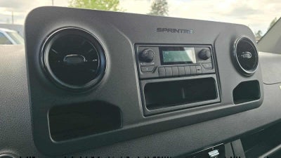 2025 Mercedes-Benz Sprinter Cargo Van 2500 Standard Roof I4 Diesel 144 RWD